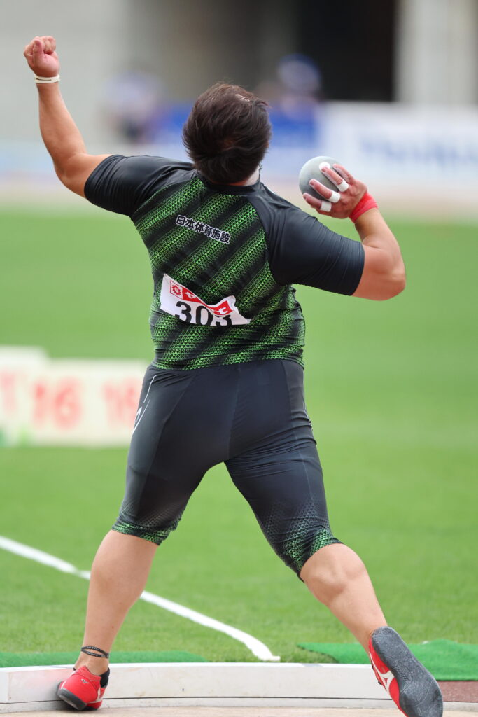 第105回日本陸上競技選手権大会の村上輝選手の様子