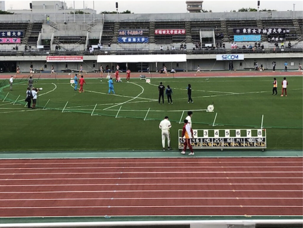 相模原ギオンフィールドで行われたハンマー投げ競技の様子